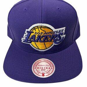 Mitchell & Ness Purple Lakers Snapback Hat